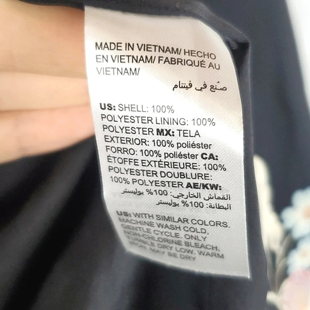 Chico's Black and Pink Floral Blazer‎ Jacket - Picture 7 of 9